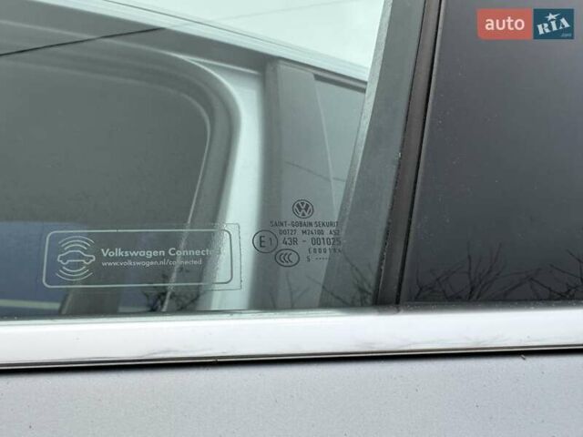 Серый Фольксваген Гольф, объемом двигателя 1.6 л и пробегом 236 тыс. км за 11450 $, фото 33 на Automoto.ua
