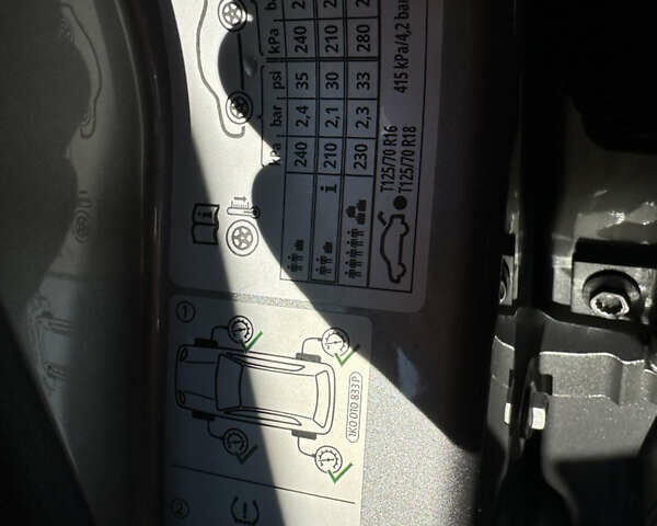 Фольксваген Гольф 2015 в Червонограде на Automoto.ua Серый Фольксваген Гольф, объемом двигателя 1.6 л и пробегом 223 тыс. км за 12157 $, фото 48 на Automoto.ua