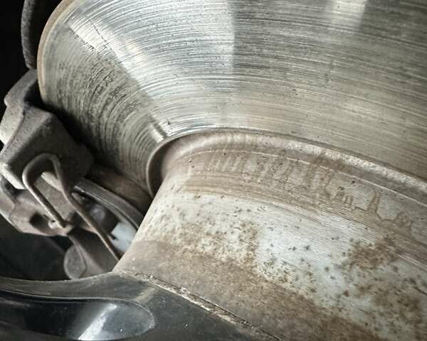 Серый Фольксваген Гольф, объемом двигателя 1.6 л и пробегом 236 тыс. км за 11450 $, фото 32 на Automoto.ua