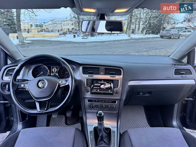 Серый Фольксваген Гольф, объемом двигателя 1.6 л и пробегом 303 тыс. км за 9300 $, фото 27 на Automoto.ua
