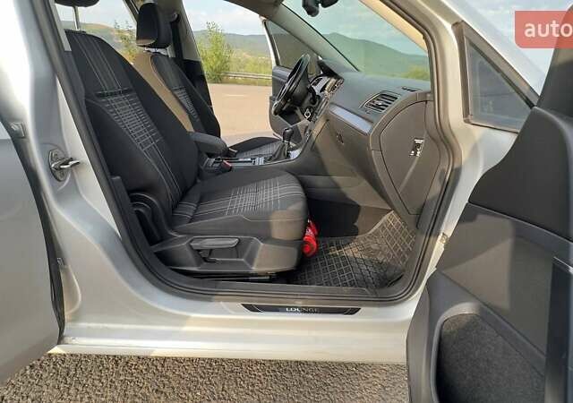 Серый Фольксваген Гольф, объемом двигателя 1.97 л и пробегом 299 тыс. км за 9500 $, фото 11 на Automoto.ua