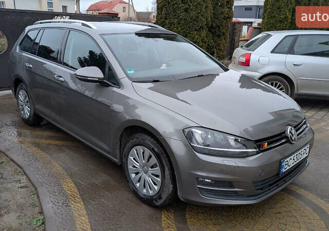 Серый Фольксваген Гольф, объемом двигателя 1.6 л и пробегом 256 тыс. км за 11200 $, фото 2 на Automoto.ua