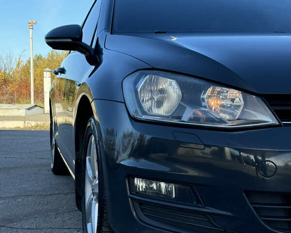 Фольксваген Гольф 2015 в Хмельницком на Automoto.ua Серый Фольксваген Гольф, объемом двигателя 1.6 л и пробегом 295 тыс. км за 9100 $, фото 6 на Automoto.ua