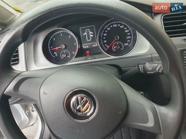 Серый Фольксваген Гольф, объемом двигателя 1.6 л и пробегом 170 тыс. км за 8500 $, фото 14 на Automoto.ua