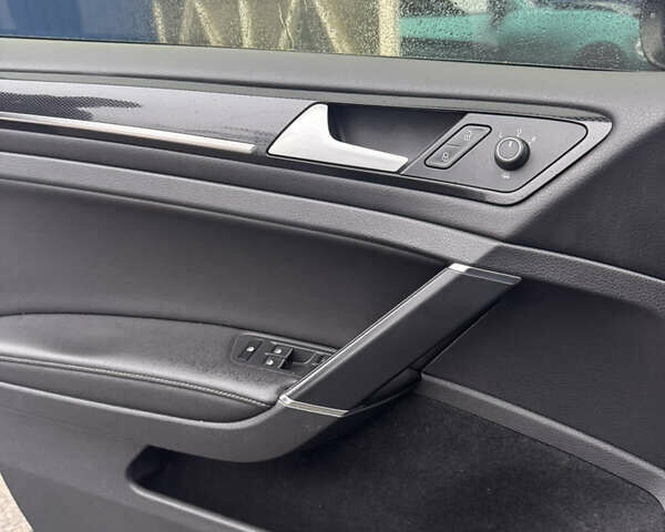 Серый Фольксваген Гольф, объемом двигателя 1.97 л и пробегом 140 тыс. км за 15900 $, фото 18 на Automoto.ua