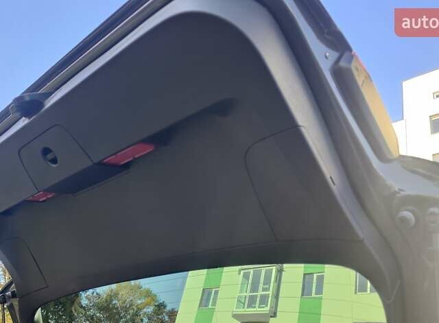 Сірий Фольксваген Гольф, об'ємом двигуна 1.6 л та пробігом 293 тис. км за 11800 $, фото 13 на Automoto.ua