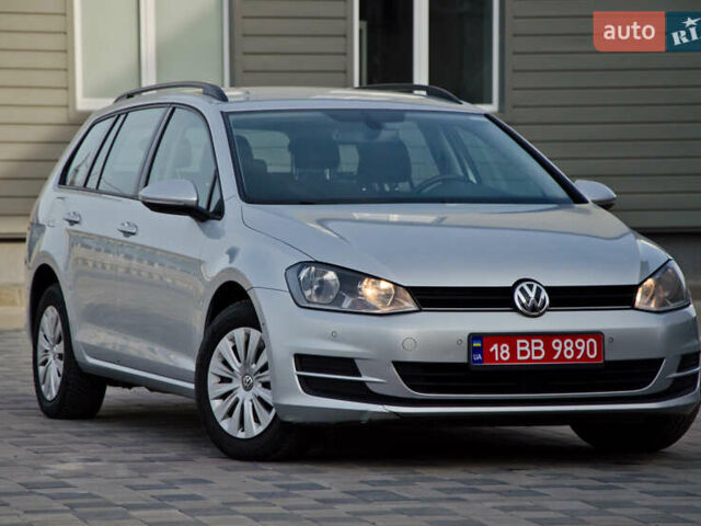 Серый Фольксваген Гольф, объемом двигателя 1.6 л и пробегом 262 тыс. км за 11550 $, фото 1 на Automoto.ua