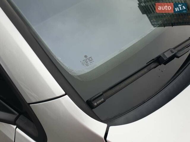 Серый Фольксваген Гольф, объемом двигателя 1.6 л и пробегом 170 тыс. км за 8500 $, фото 25 на Automoto.ua