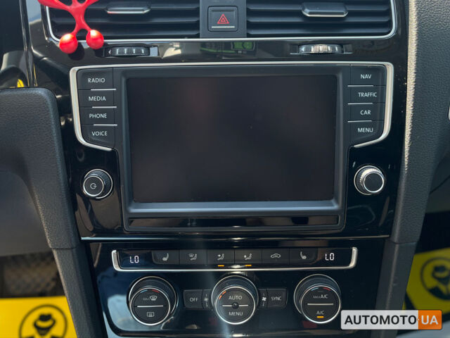 Серый Фольксваген Гольф, объемом двигателя 1.6 л и пробегом 277 тыс. км за 11700 $, фото 21 на Automoto.ua