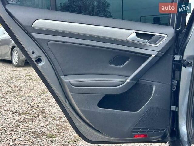 Серый Фольксваген Гольф, объемом двигателя 1.8 л и пробегом 194 тыс. км за 11800 $, фото 28 на Automoto.ua