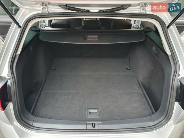 Серый Фольксваген Гольф, объемом двигателя 1.6 л и пробегом 172 тыс. км за 8800 $, фото 55 на Automoto.ua