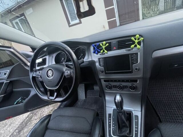 Серый Фольксваген Гольф, объемом двигателя 1.6 л и пробегом 205 тыс. км за 12000 $, фото 6 на Automoto.ua