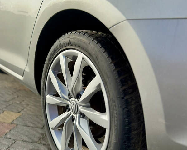 Серый Фольксваген Гольф, объемом двигателя 1.6 л и пробегом 198 тыс. км за 10999 $, фото 7 на Automoto.ua