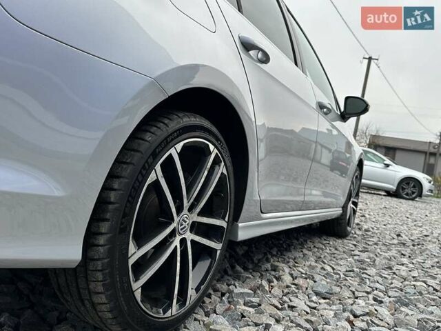 Серый Фольксваген Гольф, объемом двигателя 1.6 л и пробегом 236 тыс. км за 11450 $, фото 27 на Automoto.ua