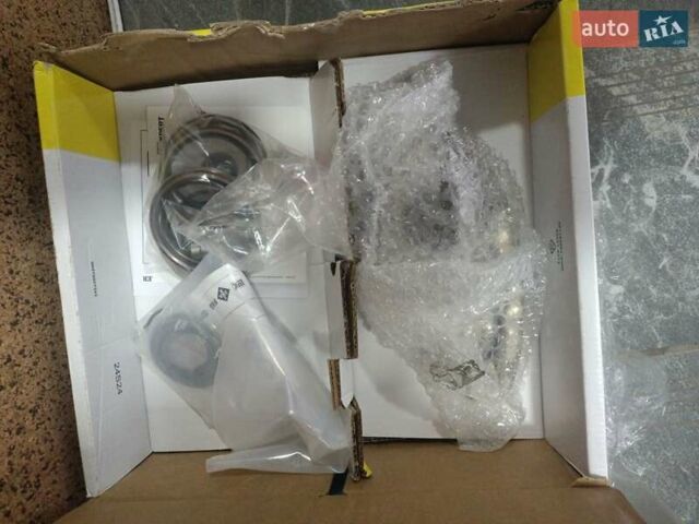 Серый Фольксваген Гольф, объемом двигателя 1.6 л и пробегом 282 тыс. км за 10200 $, фото 24 на Automoto.ua