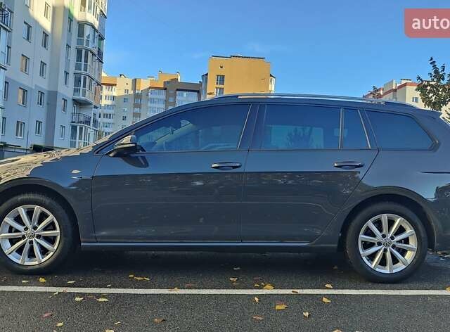 Сірий Фольксваген Гольф, об'ємом двигуна 1.6 л та пробігом 293 тис. км за 11800 $, фото 3 на Automoto.ua