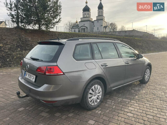 Серый Фольксваген Гольф, объемом двигателя 1.6 л и пробегом 237 тыс. км за 9800 $, фото 6 на Automoto.ua