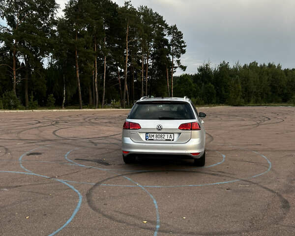 Серый Фольксваген Гольф, объемом двигателя 1.6 л и пробегом 257 тыс. км за 11400 $, фото 5 на Automoto.ua