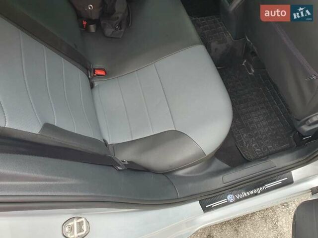 Серый Фольксваген Гольф, объемом двигателя 1.6 л и пробегом 170 тыс. км за 8500 $, фото 47 на Automoto.ua