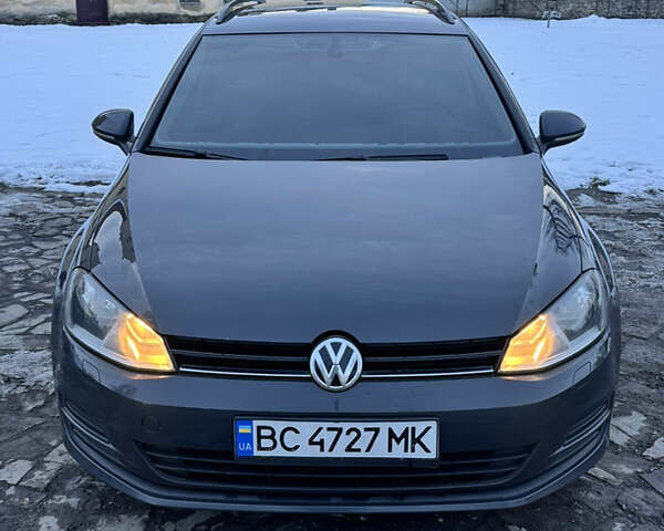 Серый Фольксваген Гольф, объемом двигателя 1.6 л и пробегом 303 тыс. км за 9300 $, фото 4 на Automoto.ua