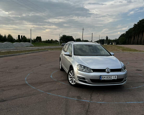 Серый Фольксваген Гольф, объемом двигателя 1.6 л и пробегом 257 тыс. км за 11400 $, фото 2 на Automoto.ua
