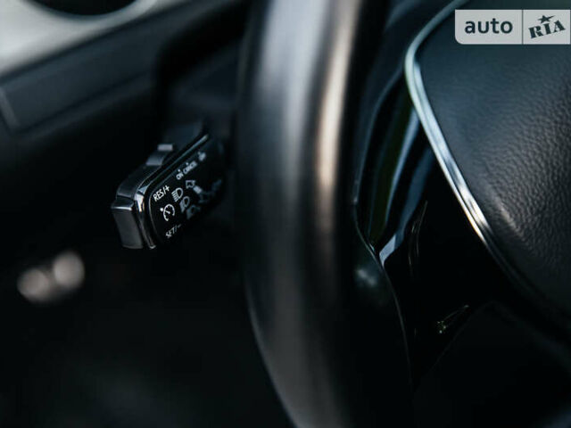 Серый Фольксваген Гольф, объемом двигателя 1.6 л и пробегом 250 тыс. км за 11100 $, фото 20 на Automoto.ua