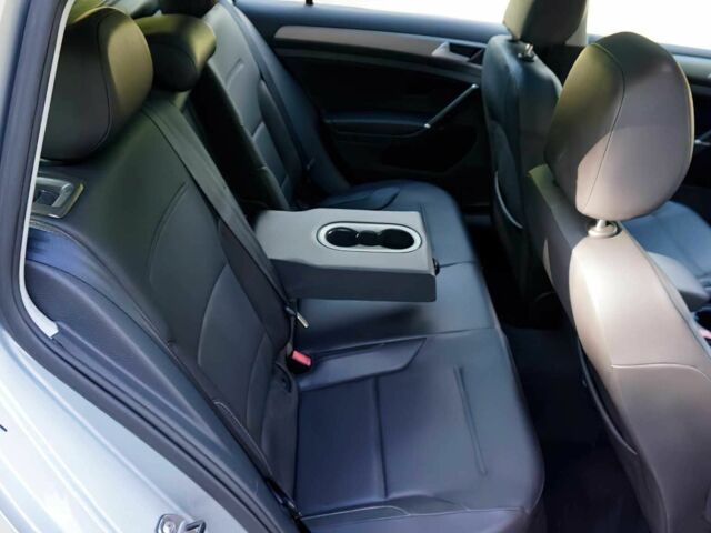 Серый Фольксваген Гольф, объемом двигателя 1.8 л и пробегом 71 тыс. км за 6700 $, фото 9 на Automoto.ua