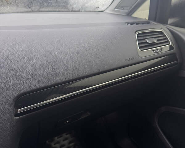 Серый Фольксваген Гольф, объемом двигателя 1.97 л и пробегом 140 тыс. км за 15900 $, фото 15 на Automoto.ua