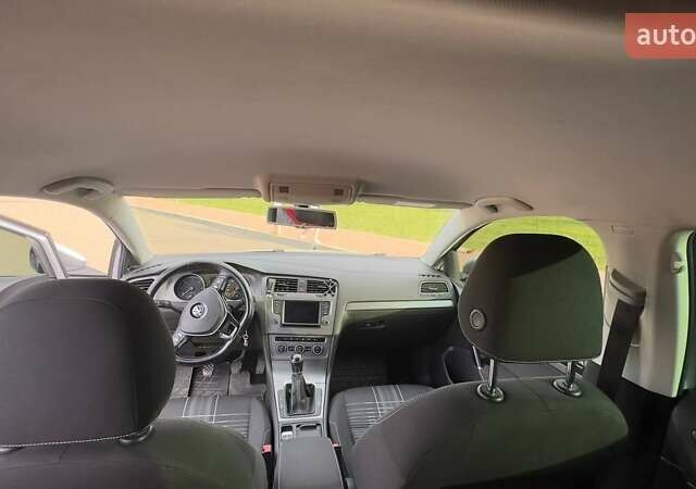 Серый Фольксваген Гольф, объемом двигателя 1.97 л и пробегом 299 тыс. км за 9500 $, фото 14 на Automoto.ua