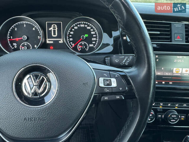 Сірий Фольксваген Гольф, об'ємом двигуна 1.6 л та пробігом 335 тис. км за 11999 $, фото 57 на Automoto.ua