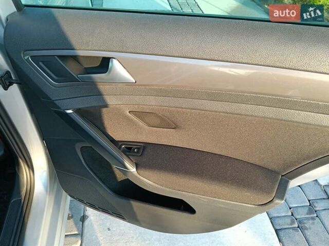 Фольксваген Гольф 2016 в Хмельницком на Automoto.ua Серый Фольксваген Гольф, объемом двигателя 1.6 л и пробегом 233 тыс. км за 10700 $, фото 41 на Automoto.ua