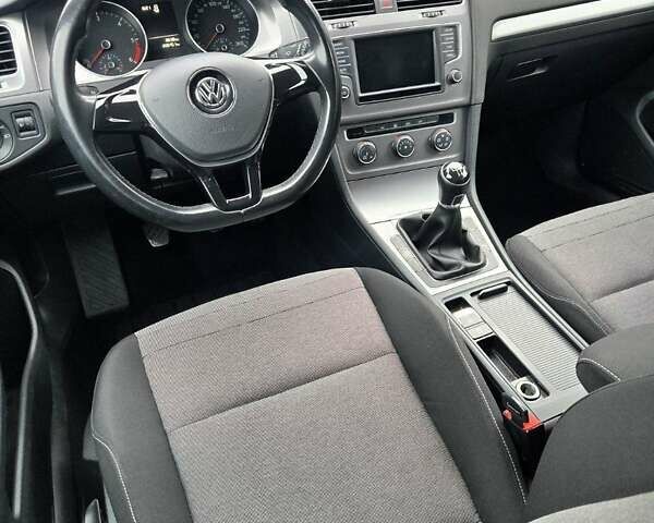 Сірий Фольксваген Гольф, об'ємом двигуна 1.6 л та пробігом 205 тис. км за 10499 $, фото 21 на Automoto.ua