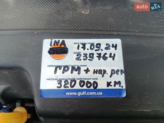 Серый Фольксваген Гольф, объемом двигателя 1.6 л и пробегом 331 тыс. км за 10900 $, фото 3 на Automoto.ua