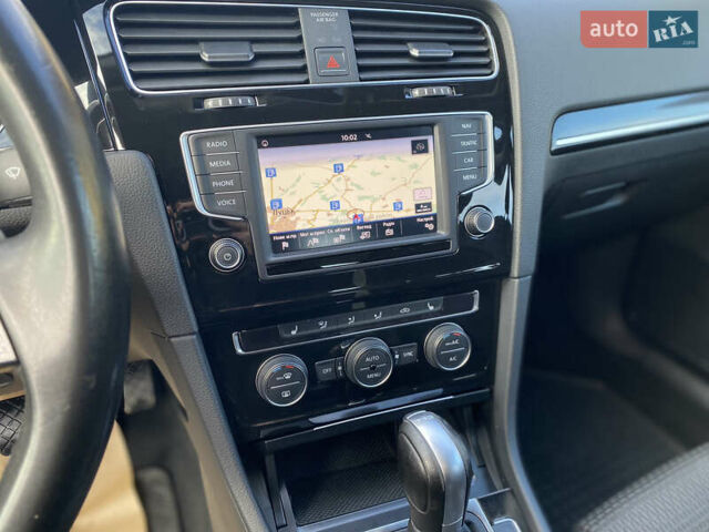 Сірий Фольксваген Гольф, об'ємом двигуна 2 л та пробігом 260 тис. км за 11900 $, фото 16 на Automoto.ua