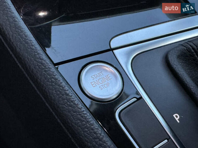 Сірий Фольксваген Гольф, об'ємом двигуна 1.6 л та пробігом 335 тис. км за 11999 $, фото 62 на Automoto.ua