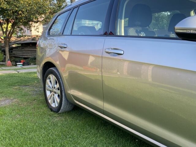 Серый Фольксваген Гольф, объемом двигателя 1.6 л и пробегом 254 тыс. км за 12300 $, фото 4 на Automoto.ua