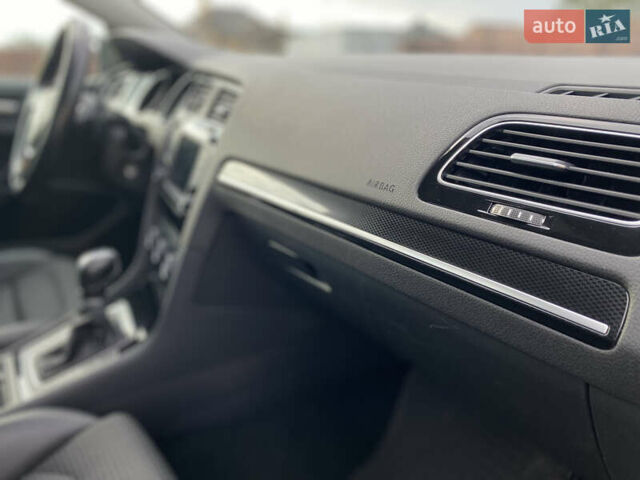 Сірий Фольксваген Гольф, об'ємом двигуна 2 л та пробігом 260 тис. км за 11900 $, фото 13 на Automoto.ua