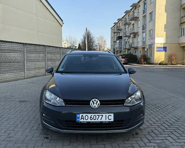 Серый Фольксваген Гольф, объемом двигателя 1.6 л и пробегом 280 тыс. км за 10999 $, фото 6 на Automoto.ua