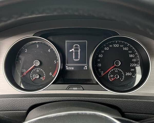 Серый Фольксваген Гольф, объемом двигателя 1.6 л и пробегом 188 тыс. км за 13500 $, фото 8 на Automoto.ua