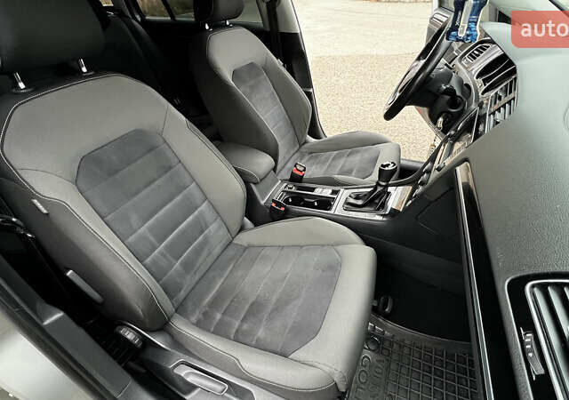 Серый Фольксваген Гольф, объемом двигателя 1.97 л и пробегом 300 тыс. км за 10700 $, фото 55 на Automoto.ua