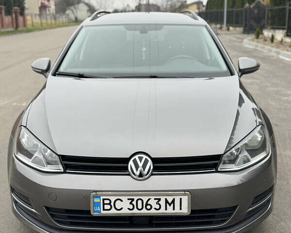 Серый Фольксваген Гольф, объемом двигателя 1.6 л и пробегом 247 тыс. км за 10800 $, фото 2 на Automoto.ua