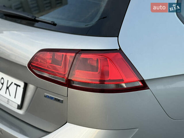 Сірий Фольксваген Гольф, об'ємом двигуна 1.6 л та пробігом 335 тис. км за 11999 $, фото 13 на Automoto.ua