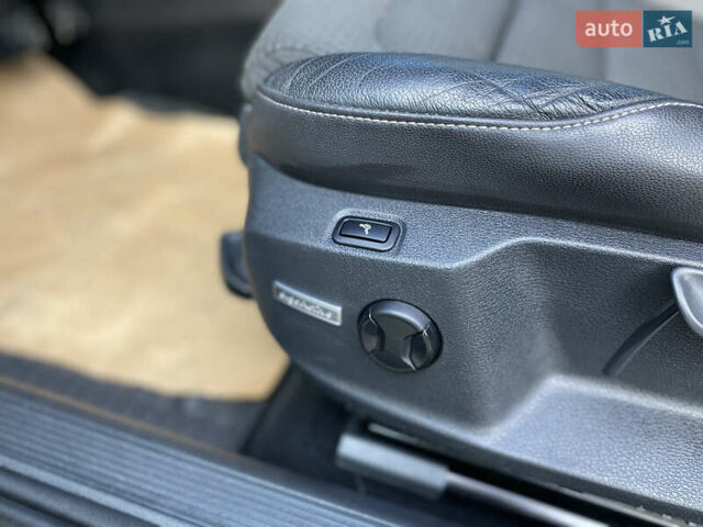 Сірий Фольксваген Гольф, об'ємом двигуна 2 л та пробігом 260 тис. км за 11900 $, фото 19 на Automoto.ua