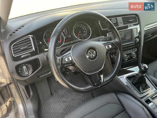 Серый Фольксваген Гольф, объемом двигателя 2 л и пробегом 238 тыс. км за 14000 $, фото 30 на Automoto.ua