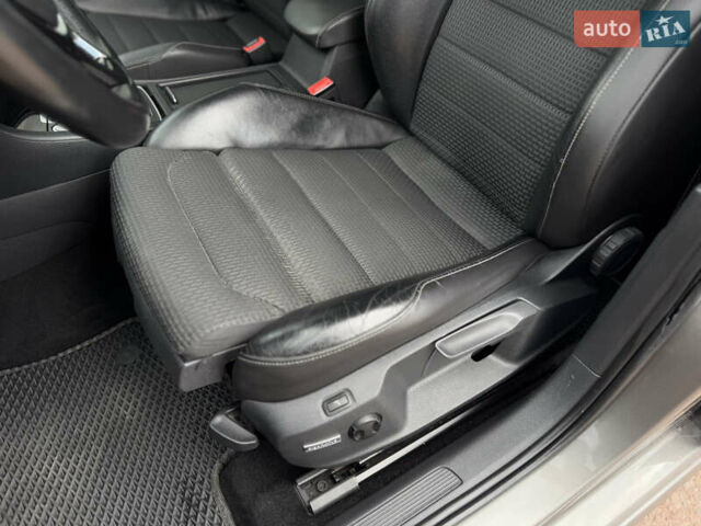 Сірий Фольксваген Гольф, об'ємом двигуна 1.97 л та пробігом 291 тис. км за 12499 $, фото 17 на Automoto.ua