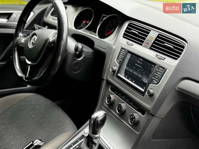 Сірий Фольксваген Гольф, об'ємом двигуна 2 л та пробігом 159 тис. км за 12500 $, фото 7 на Automoto.ua