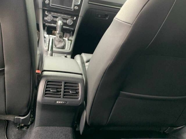 Серый Фольксваген Гольф, объемом двигателя 2 л и пробегом 135 тыс. км за 16714 $, фото 13 на Automoto.ua