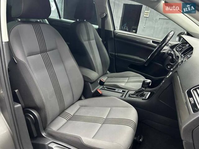 Серый Фольксваген Гольф, объемом двигателя 2 л и пробегом 213 тыс. км за 13300 $, фото 15 на Automoto.ua