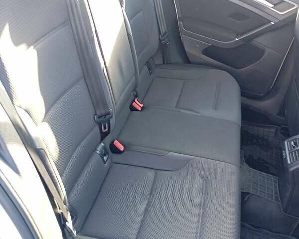 Серый Фольксваген Гольф, объемом двигателя 1.6 л и пробегом 252 тыс. км за 11800 $, фото 3 на Automoto.ua