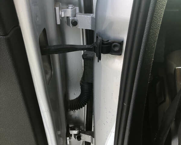 Сірий Фольксваген Гольф, об'ємом двигуна 1.8 л та пробігом 110 тис. км за 13200 $, фото 23 на Automoto.ua